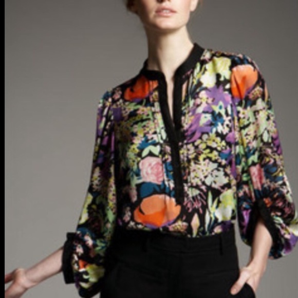 Diane Von Furstenberg Tops - DvF floral silk Syrah puffy sleeve blouse top